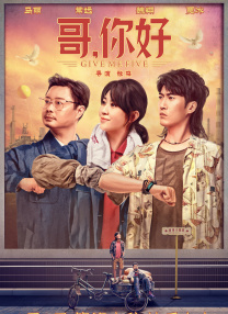 ”詹姆斯·古恩直言，尼克私下里是特别温和可爱的人，讲话轻声细语，很快就能和剧组打成一片，没有一点明星架子。